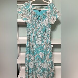 Talbots Aqua and White Leaf Print Dress SZ10 Exc Condition